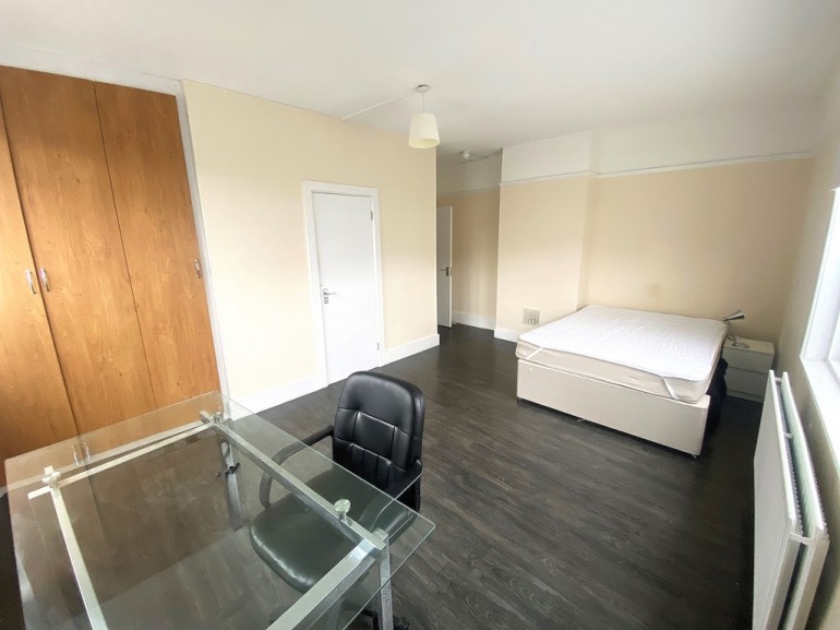 Albert Road , Southsea