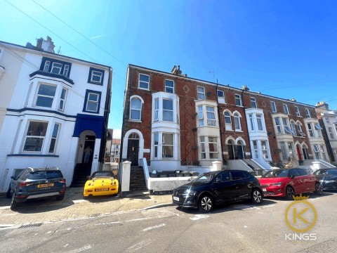 View Full Details for Elphinstone Road, Southsea