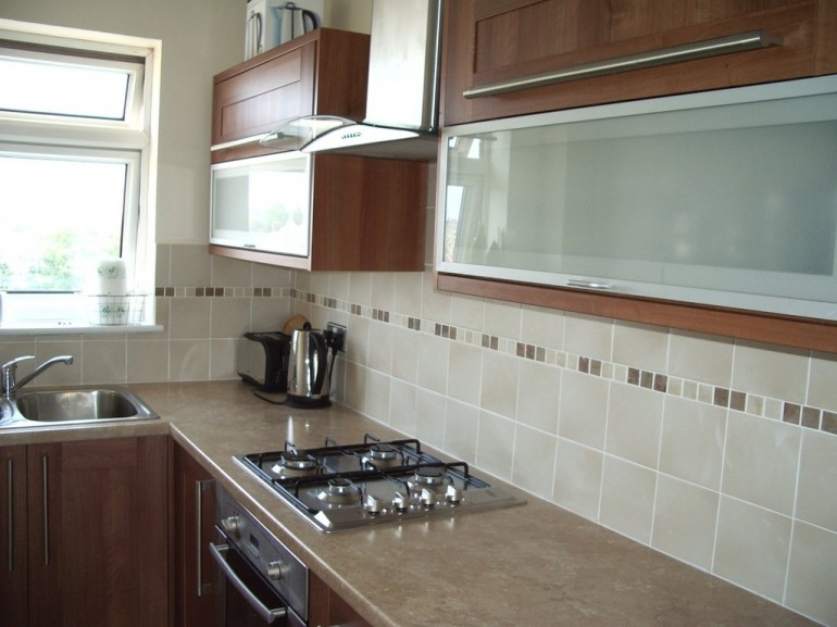 ** NO FEES** Outram Road