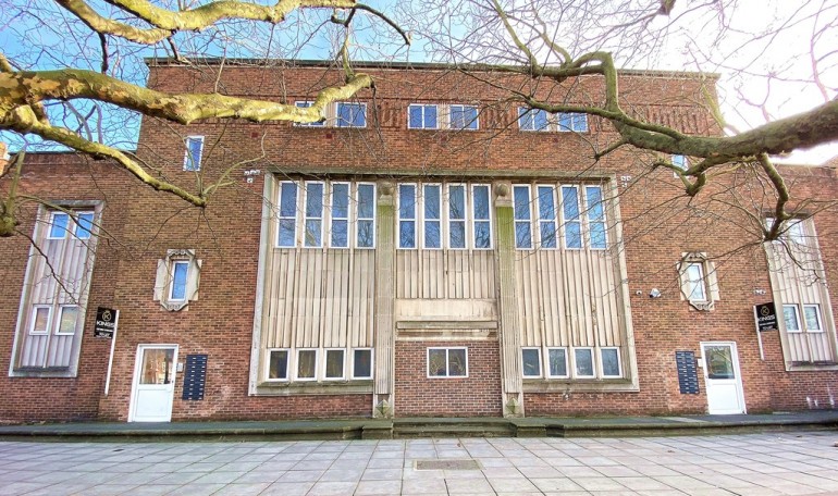 Lake Road, Portsmouth