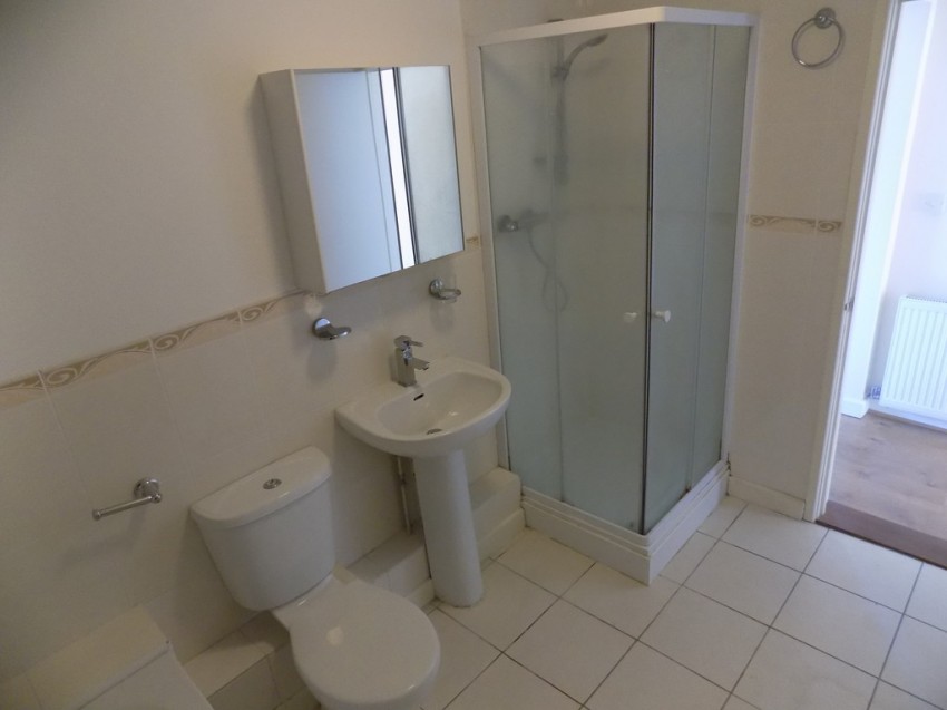 Images for **NO FEES** New Road