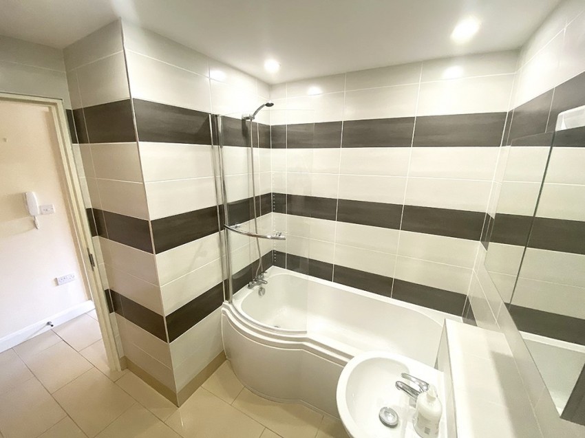 Images for London Road, Cowplain