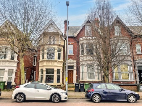 View Full Details for London Road, Portsmouth