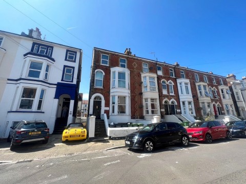 View Full Details for Elphinstone Road, Southsea