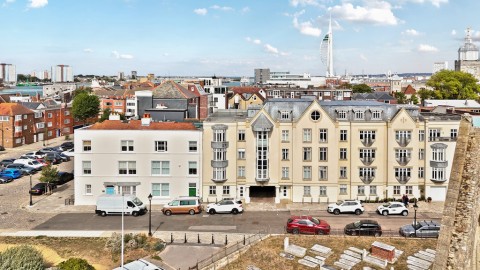 View Full Details for Penny Street, Old Portsmouth, Hampshire
