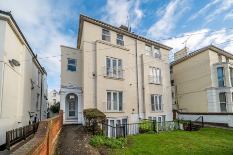 View Full Details for Auckland Road East, Southsea