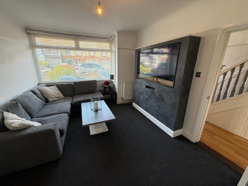 Images for Hawthorn Crecsent