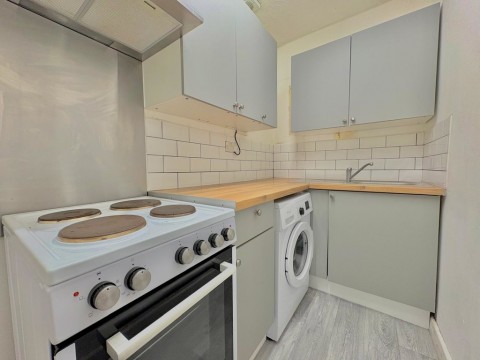 View Full Details for Alma Road, Southampton