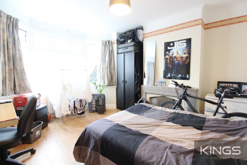 Images for Merton Road