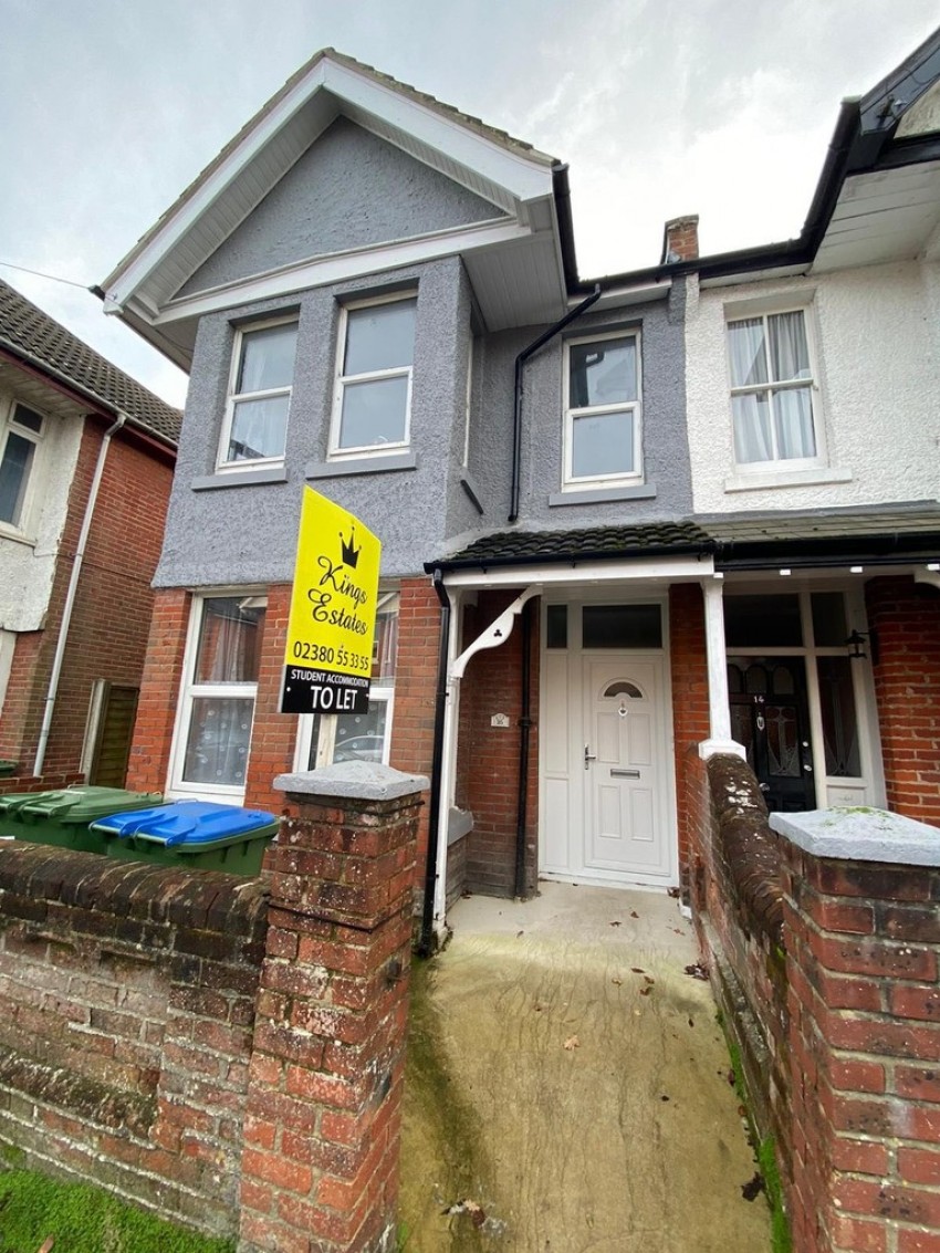 Images for Holyrood Avenue, Southampton