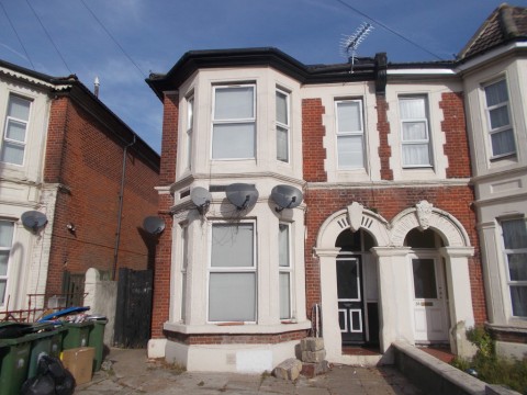 View Full Details for Denzil Avenue, Southampton