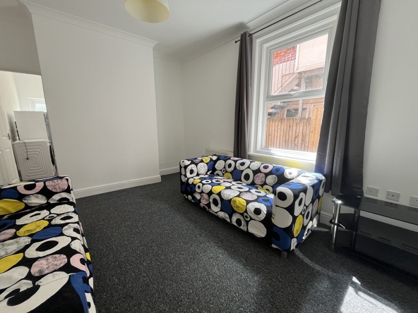 Images for Wilton Avenue
