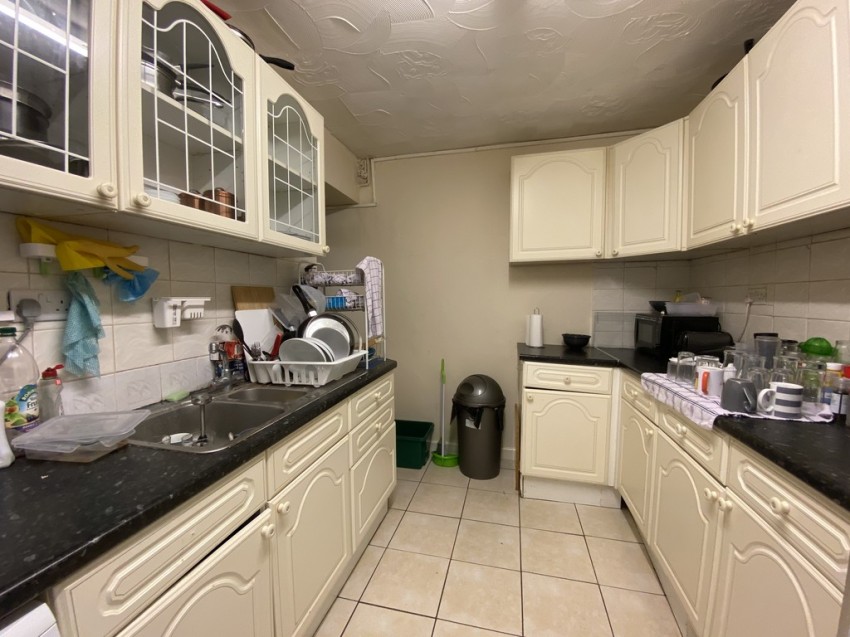 Images for Broadlands Road