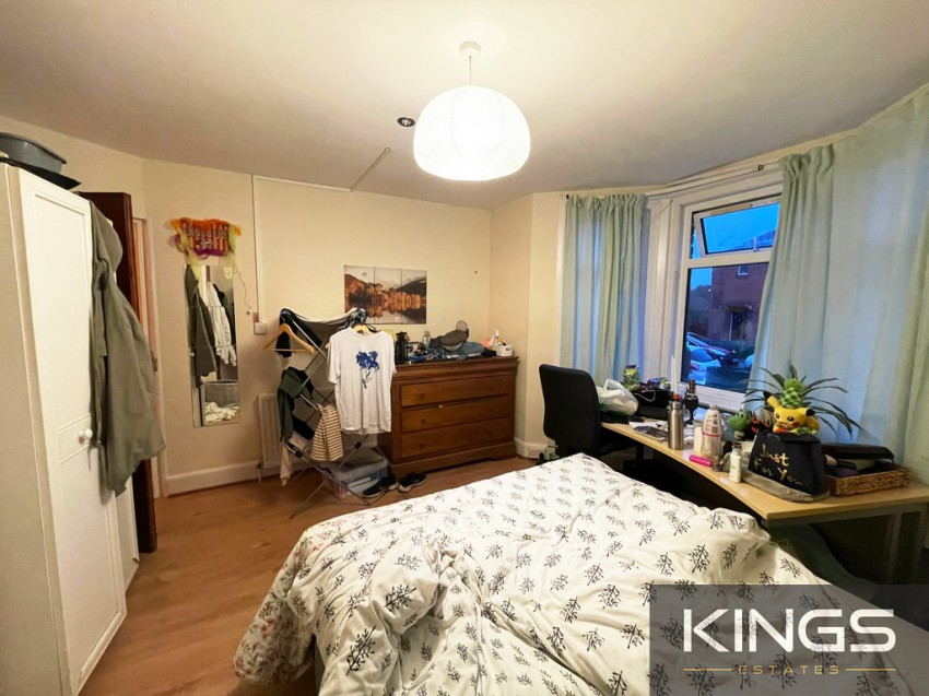 Images for Broadlands Road