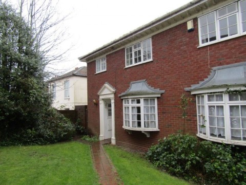 View Full Details for Grosvenor Mews, Southampton