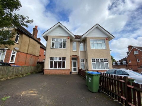 View Full Details for Welbeck Avenue, Southampton