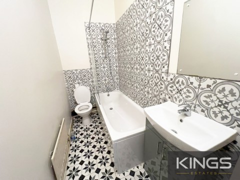 View Full Details for The Avenue, Southampton