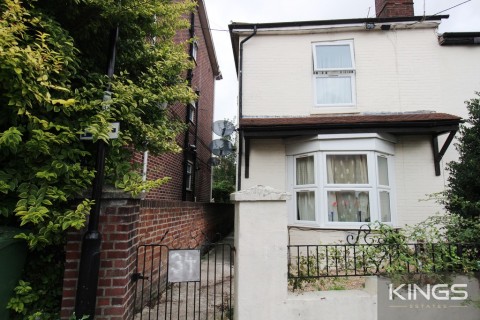 View Full Details for Southcliff Road, Southampton