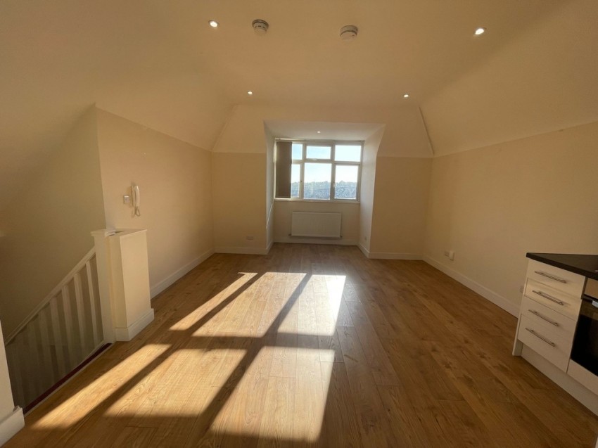 Images for Hawkeswood Road, Southampton