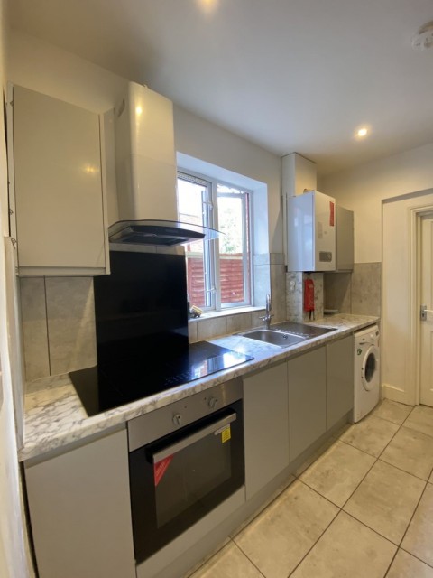 View Full Details for Broadlands Road, Southampton