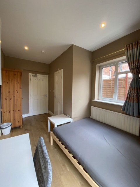 View Full Details for Broadlands Road, Southampton