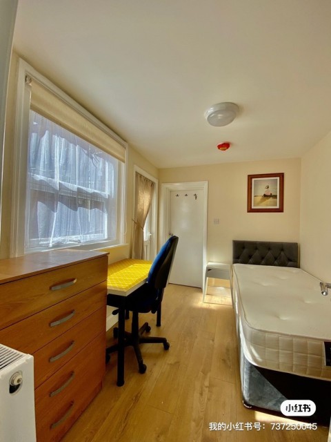View Full Details for Highcrown Street, Southampton