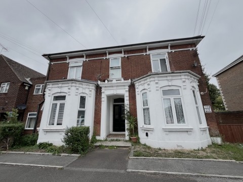 View Full Details for Clifton Road, Southampton