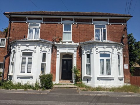 View Full Details for Clifton Road, Southampton