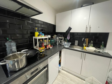 View Full Details for London Road, Southampton