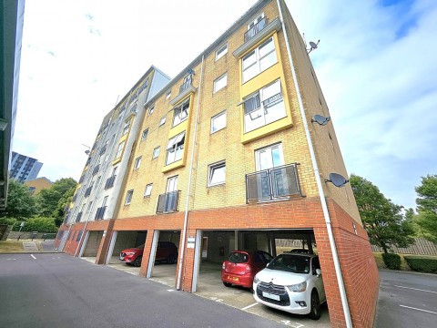 View Full Details for Carpathia Drive, Southampton