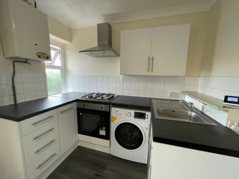 View Full Details for Magnolia Road, Southampton