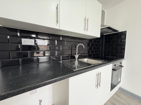 View Full Details for Villiers Road, Shirley