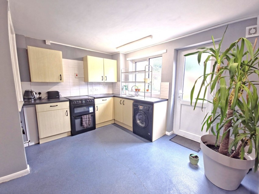 Images for Vanguard Road