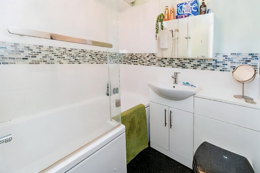 Images for Cranbury Place
