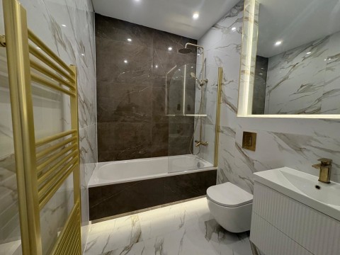 View Full Details for Carlton Crescent, Southampton