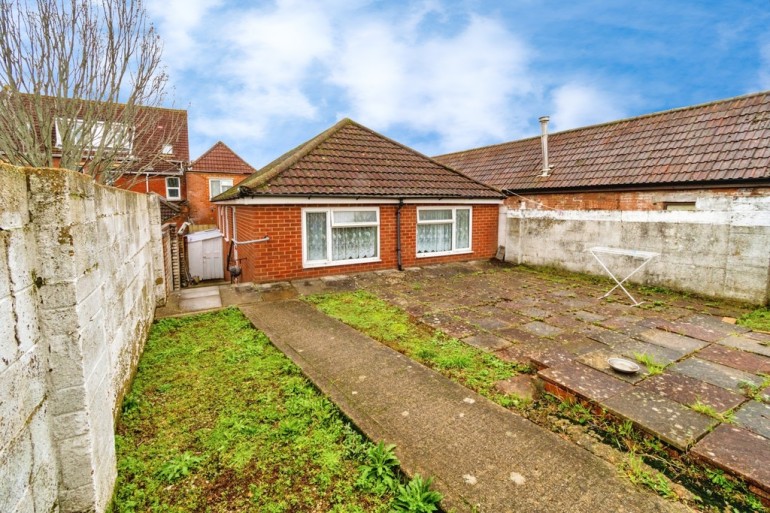 High Road, Southampton