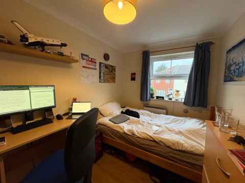 View Full Details for Avenue Road, Southampton