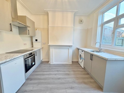 View Full Details for High Road, Southampton