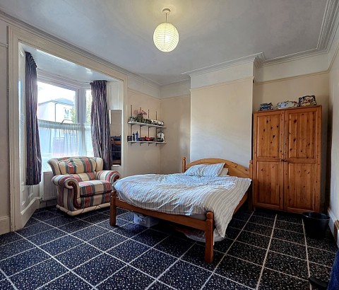 View Full Details for Avenue Road