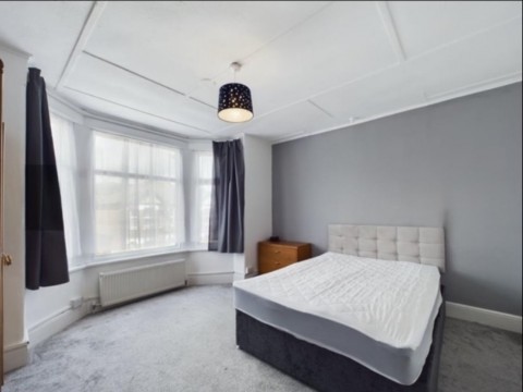 View Full Details for Newcombe Road, Southampton