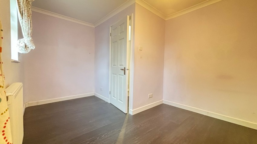 Images for Ashbury Crescent, Guildford
