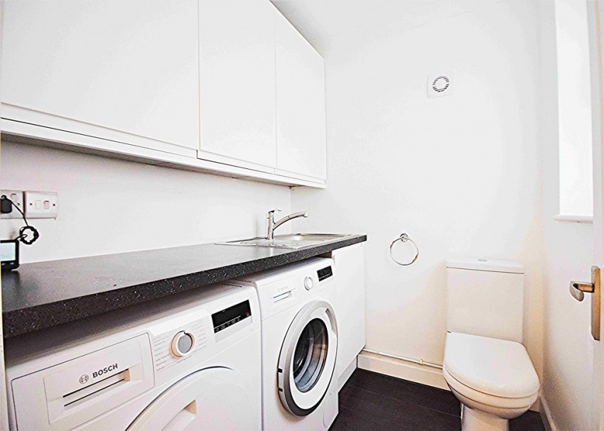 Images for Ashbury Crescent, Guildford