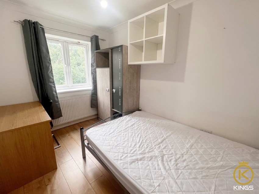 Images for Ash Grove, Guildford