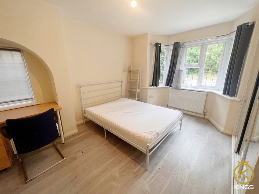 Images for Ash Grove, Guildford