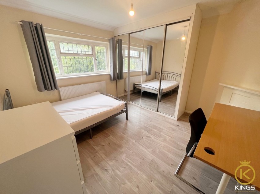 Images for Ash Grove, Guildford