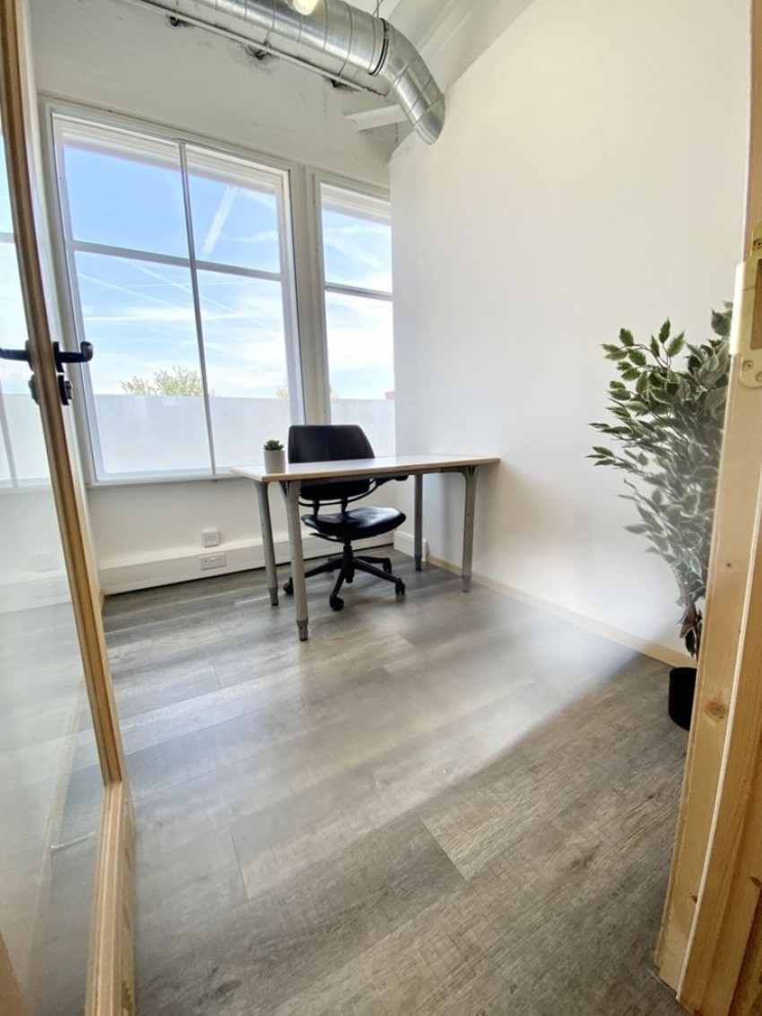 Images for 14 Windermere Road