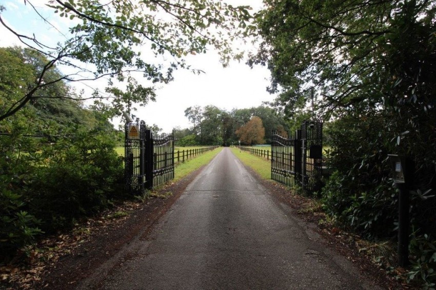 Images for Chatmohr Estate, Crawley Hill, West Wellow