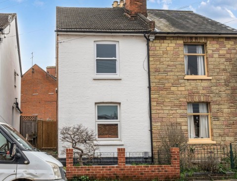View Full Details for Nettles Terrace, Guildford