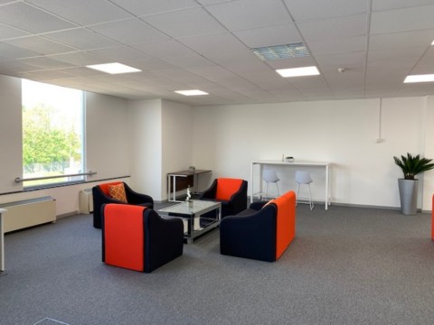 View Full Details for Great West Road, Brentford